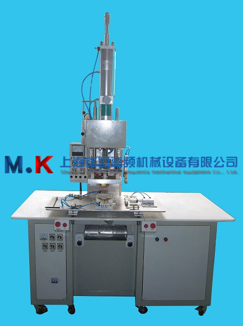 軟殼濾器成型機(jī)